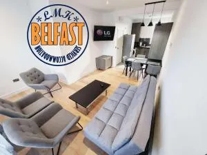 LMK, 2 Bedroom Apartment, with Roof Terrace, Free parking, EV Charger, Great Location. - Ballymacarret