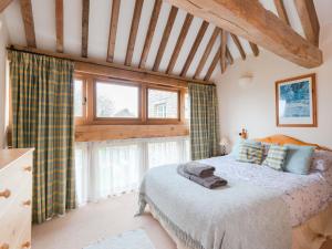 6 Bed in Woodstock CC028