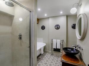 2 Bed in Pilsbury SKN28