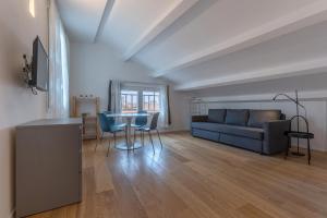 GuestHost - Heart of Bologna - City Center Living