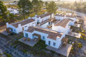 Craveiral Farmhouse by Belong Staying & Feeling