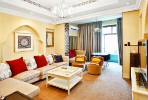 Two-Bedroom Apartment - City View room in Downtown Al Bahar Apartments