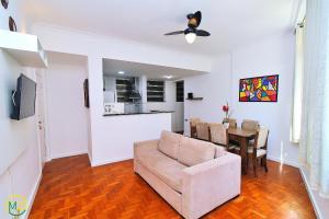 Sala e 2 quartos ECONÔMICO em Copacabana