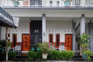 RedDoorz at Jalan Dieng 3