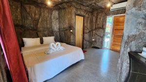 บ้านไร่ วรรณ วาลย์ รีสอร์ท