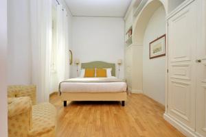 TreasureRome Spanish Steps Family