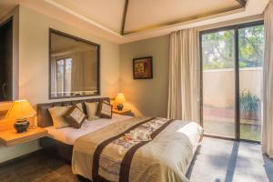 StayVistas Villa Maira - Hill-View & Pet-Friendly Villa with Modern Interiors