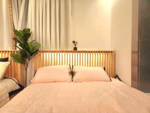 Gyeongbokgung Seochon Dalbit