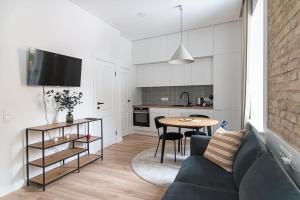 New and modern apartment in Old Town by URBAN RENT
