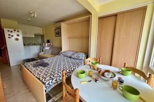 LOrée de Camargue Studio avec Cour