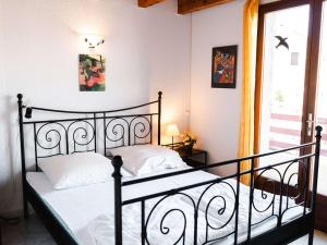 Villa 4 pièces avec jardin, terrasse, animaux permis, parking - FR-1-409-26