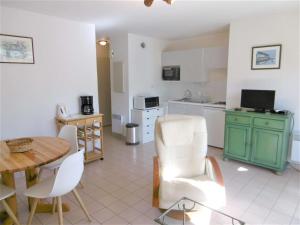 Appartement 2 à 4 personnes à 50 m du port de St Jacques - Kolen