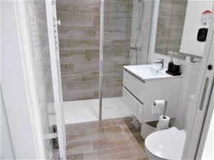 Maisonnette 3 pièces 4 personnes à 200 m de la plage - wifi - LOMAN