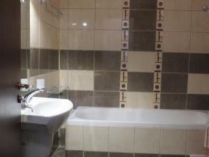 Flora Clover One Bedroom Apartment nr. 18