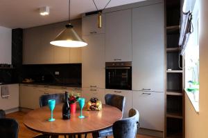 Luxury Vista Haven - APT2, Free Parking