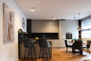 Luxury Vista Haven - APT2, Free Parking