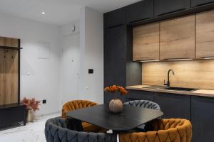 Brand New*City Centre Apart. Kirby