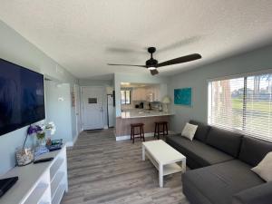 Ocean Village Club B-17