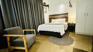 City Living Apartment 119 - Private Balcony, Washing Machine & Fast WiFi