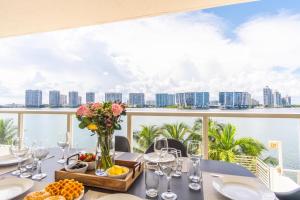 Marina Bay 406