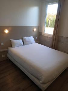 Logis Hôtel Acotel Avignon Nord