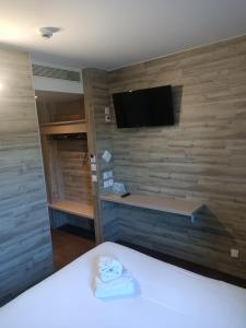Hotels Acotel Confort : photos des chambres