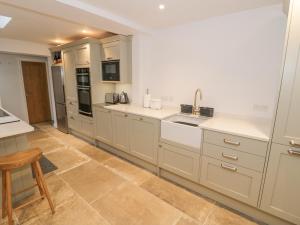 Dazie Cottage