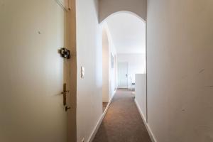 Appartements LE PROVENCE AP4389 By Riviera Holiday Homes : photos des chambres