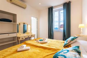 Appartements LE PROVENCE AP4389 By Riviera Holiday Homes : photos des chambres