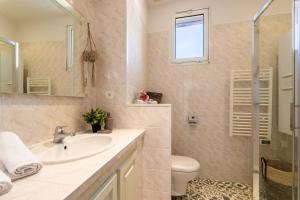 Appartements LE PROVENCE AP4389 By Riviera Holiday Homes : photos des chambres