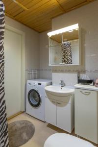 Vasko luxurious suites, Luppo