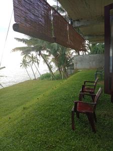 London Villa Secret Beach Mirissa