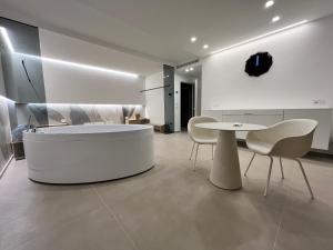 Seacity Suite & Stay