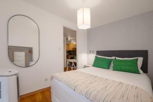 Contemporary Apartment in Chiado 2