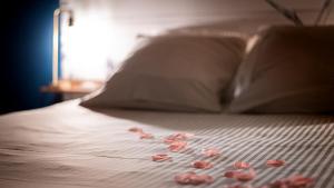 Maisons de vacances Villa Eden Bleu - Piscine et jacuzzi prive - Logement classe 4 etoiles : photos des chambres