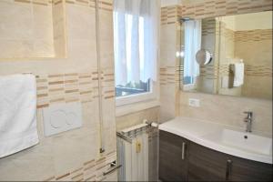 White Mary House for two people