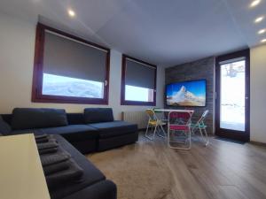 Aqua Apartment - very Ski In & Ski Out CIR 0436