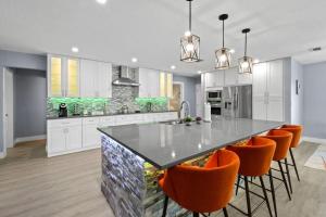 5BR Wellington Equestrian Retreat