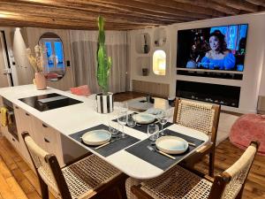 Appartement luxe Louvre Paris