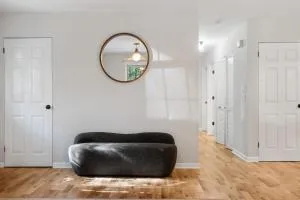 Emerald Cabin W/Hot tub, Firepit, Lake, Skiing - Mathias