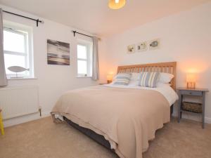 3 Bed in Westward Ho 74354