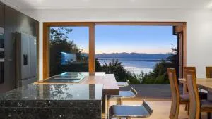 Sunset Haven in Nelson - Hira