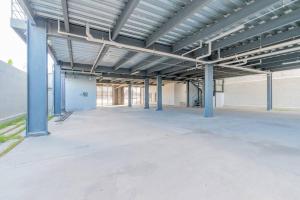 Depa Industrial Moderno y Comodo