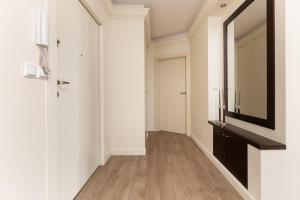 Warsaw Concierge Metro Wilanowska Gym & Pool