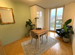 Limmatspitz - private room - shared apartment