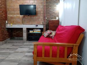 Casa hasta 6 personas a minutos del nodo tecnológico sobre avenida principal la banda -consulte para 10 personas o más