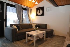 Ferienhaus Henneseeblick - Lake - View - Terrace - Hils - Wood - WIFI