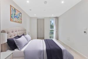 Lake View Hackney Two Bed