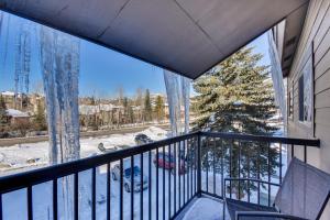 Central Steamboat Condo Outdoor Hot Tub and Pool!