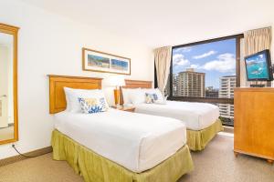 Cozy & Diamond Head View at Waikiki with Parking